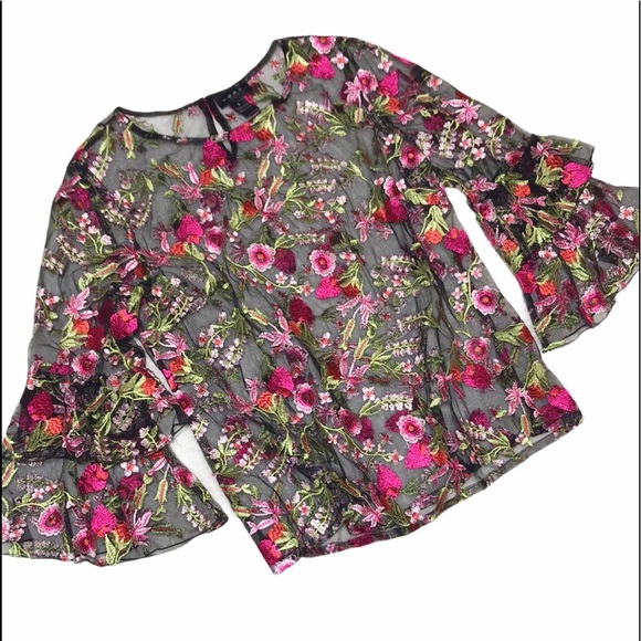 Weavz Embroidered Floral Bell Sleeve Sheer Top S - Picture 8 of 14